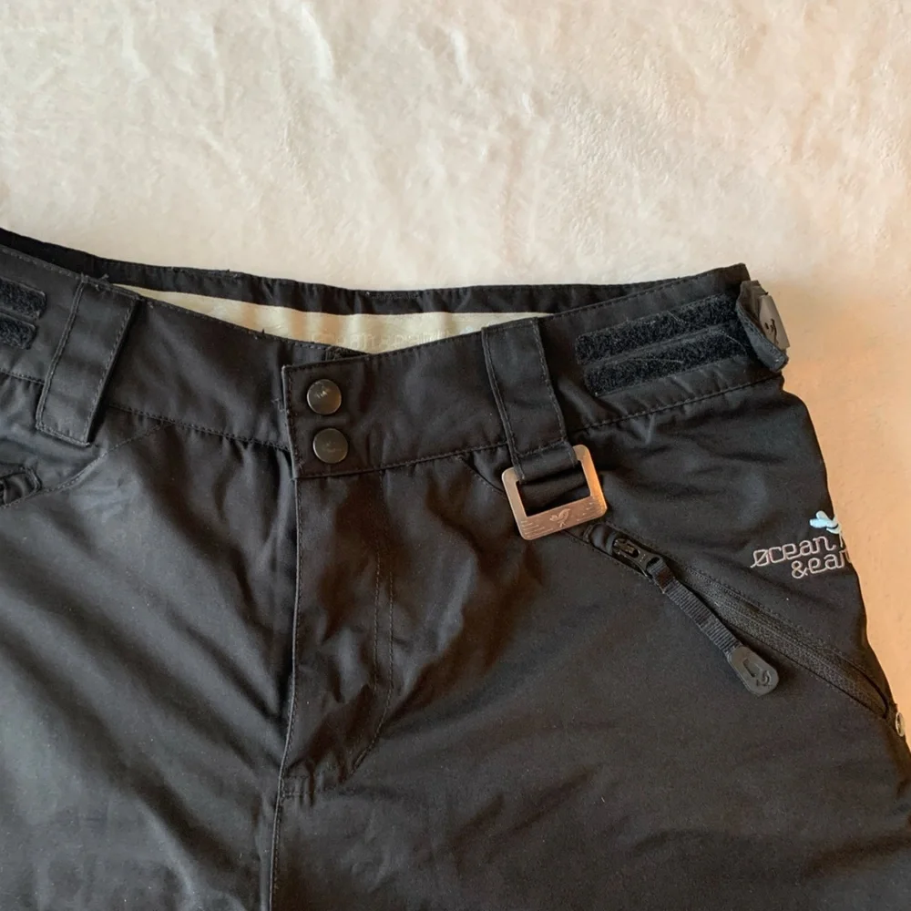 Snow Pants - Picture 2 of 4